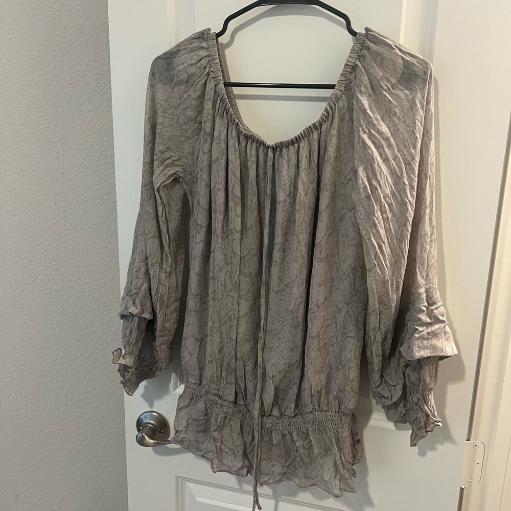 Peasant blouse